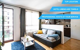 Free Parking! Soho Budapest 304, 4 Ppl, Ac, Fast Wifi, Smart Tv